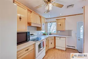 31 Marie Rd, Fords, NJ 08863 - Photo 16