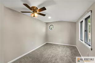 76 Carlisle Ave, Trenton, NJ 08620 - Photo 16