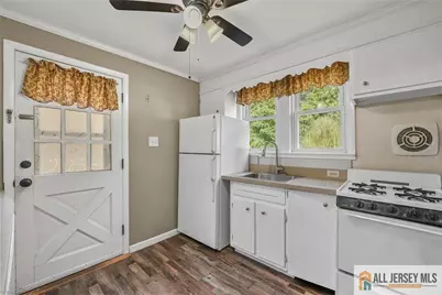 76 Carlisle Avenue #A, Trenton, NJ 08620 - Photo 8