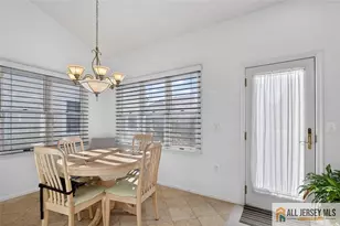 12 Wellington Pl, Monroe Township, NJ 08831 - Photo 14