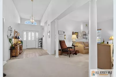 12 Wellington Place, Monroe Township, NJ 08831 - Photo 4