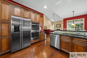 6 Edgemere Dr, South Brunswick Township, NJ 08824 - Photo 6