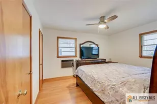26 Goodwill Pl, Metuchen, NJ 08840 - Photo 18