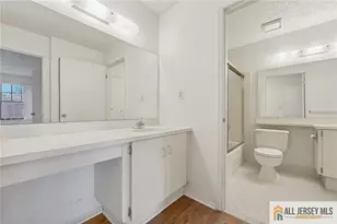 28 Wycoff Way, East Brunswick Township, NJ 08816 - Photo 10