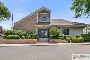 309 Sunshine Ct, Sayreville, NJ 08859 - Photo 22