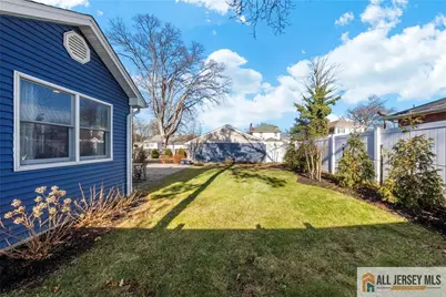 2 Goodwill Place, Metuchen, NJ 08840 - Photo 6