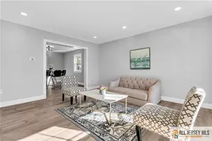 114 Wilshire Ct, Old Bridge Township, NJ 08857 - Photo 12