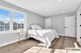 114 Wilshire Ct, Old Bridge Township, NJ 08857 - Photo 26