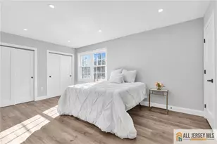 114 Wilshire Ct, Old Bridge Township, NJ 08857 - Photo 24