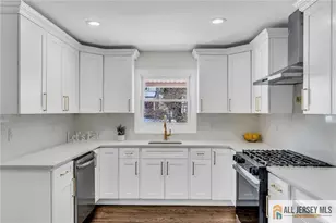 27 Sheppard Pl, Edison, NJ 08817 - Photo 46