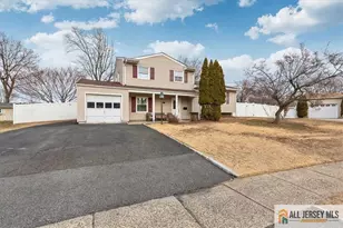 19 Lonsdale Dr, South Plainfield, NJ 07080 - Photo 2
