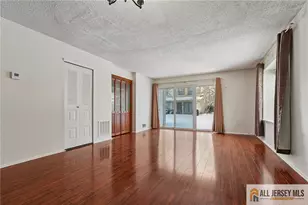 8 Marsh Ct, Lawrence Township, NJ 08648 - Photo 8