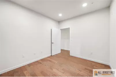 712 Lorhan Drive #7712, Piscataway Township, NJ 08854 - Photo 14