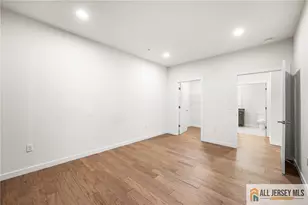 712 Lorhan Dr, Piscataway Township, NJ 08854 - Photo 26