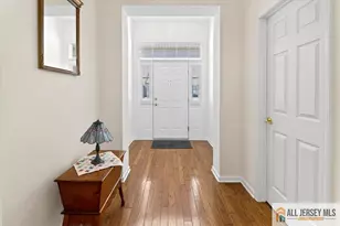 9 Liedtke Dr, Cranbury Township, NJ 08512 - Photo 4