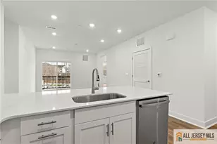 27205 Radford Ct, Monroe Township, NJ 08831 - Photo 12