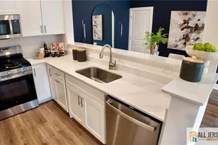 2206 Prince Hall Dr, Pennington, NJ 08534 - Photo 4