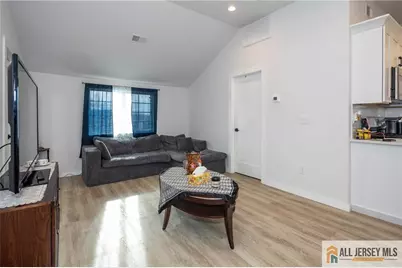 27 S 2nd Street, Fords, NJ 08863 - Photo 22