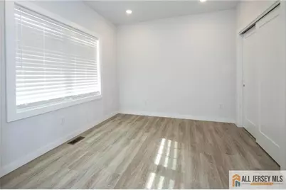 27 S 2nd Street, Fords, NJ 08863 - Photo 14