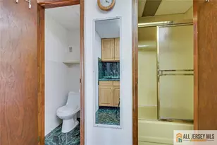 12 E William St, Fords, NJ 08863 - Photo 22