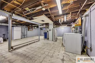 165 Crescent Ave, Woodbridge Township, NJ 07095 - Photo 18