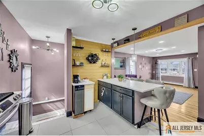 165 Crescent Avenue, Woodbridge Township, NJ 07095 - Photo 8