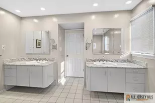 29 Darby Rd, East Brunswick Township, NJ 08816 - Photo 28