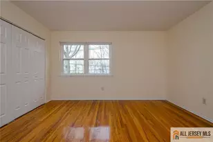 161 Evergreen Rd, Edison, NJ 08837 - Photo 12