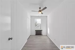 34 Maple Ave, Edison, NJ 08837 - Photo 4