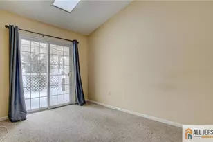 106 Blackbird Dr, Monroe Township, NJ 08831 - Photo 14