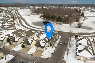 106 Blackbird Dr, Monroe Township, NJ 08831 - Photo 4