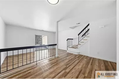 303 Maplecrest Road, Edison, NJ 08820 - Photo 16