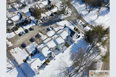 303 Maplecrest Road, Edison, NJ 08820 - Photo 44