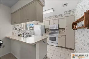 460 Delair Rd, Monroe Township, NJ 08831 - Photo 10