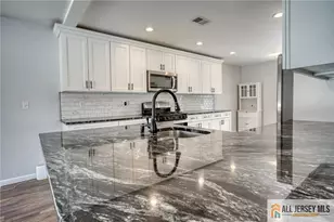 25 Haag St, Sayreville, NJ 08872 - Photo 4