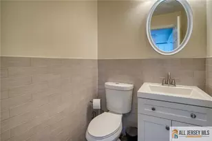 25 Haag St, Sayreville, NJ 08872 - Photo 10