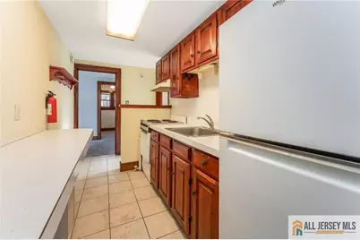 39 S Lincoln Avenue #2, Washington Township, NJ 07882 - Photo 10