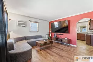 15 Ida St, Sayreville, NJ 08872 - Photo 4