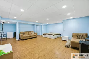 327 Moonlight Dr, Piscataway Township, NJ 08854 - Photo 30