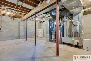 37 E Burgess Dr, Piscataway Township, NJ 08854 - Photo 34