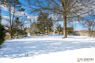 17 Eastern Dr, South Brunswick Township, NJ 08824 - Photo 14