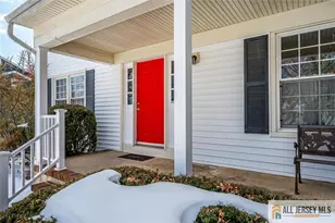 17 Eastern Dr, South Brunswick Township, NJ 08824 - Photo 2