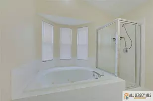 401 Pheasant Run, South Brunswick Township, NJ 08852 - Photo 22