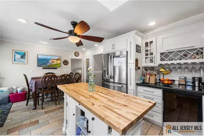 15 New Dover Avenue, Colonia, NJ 07067 - Photo 8