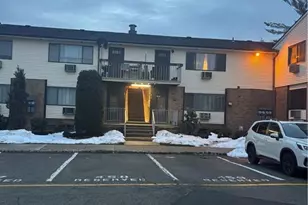 834 Cricket Ln, Woodbridge Township, NJ 07095 - Photo 2