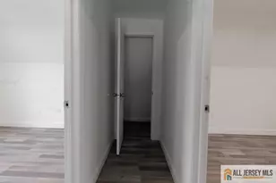 410 Chadwick Ave, Newark, NJ 07112 - Photo 20