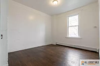 410 Chadwick Avenue, Newark, NJ 07112 - Photo 8