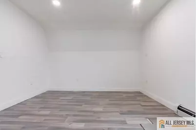 410 Chadwick Avenue, Newark, NJ 07112 - Photo 22