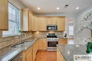 53 Kelly Way, South Brunswick Township, NJ 08852 - Photo 18