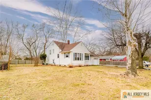 499 Old Stage Rd, Spotswood, NJ 08884 - Photo 2